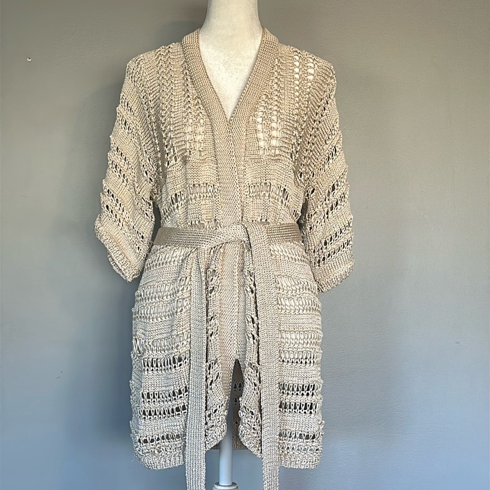 Outback Red Cream Sweater with Tie, Size Medium